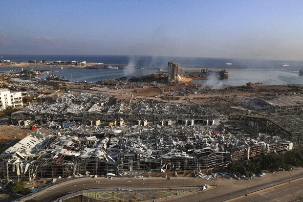 Deadly+Explosion+Devastates+Beirut%3B+Fault+Lines+Exposed+in+Lebanese+Government